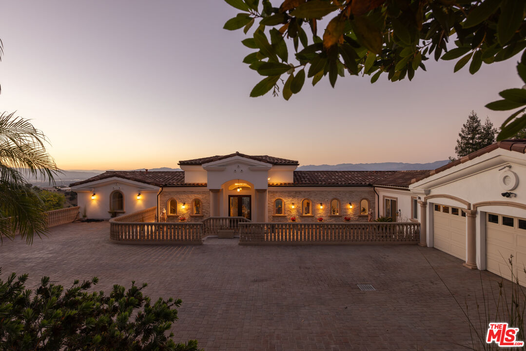 14655 Mulholland Dr, Bel Air
