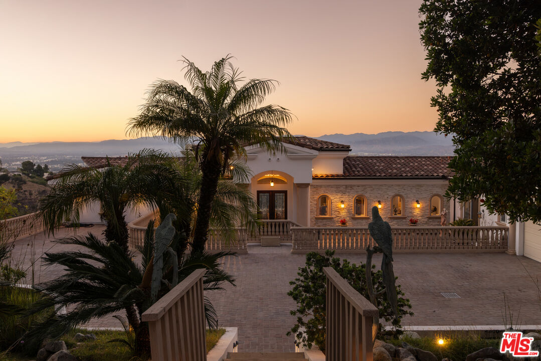 14655 Mulholland Dr, Bel Air