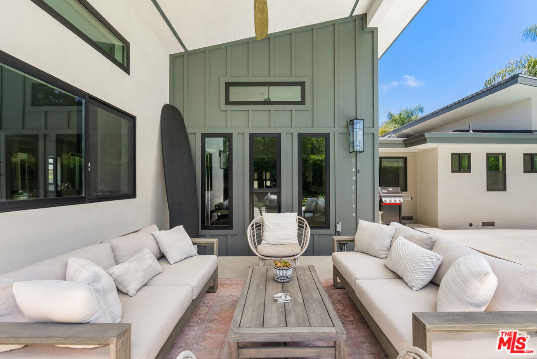 1141 Camino Flores, Thousand Oaks 