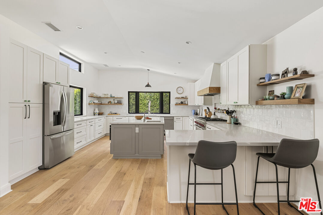 1141 Camino Flores, Thousand Oaks 
