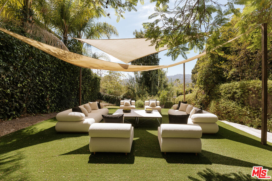 6280 Ivarene Ave, Hollywood Hills