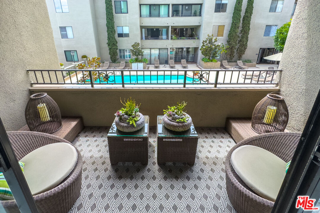 8455 Fountain Ave Unit: 518, West Hollywood 