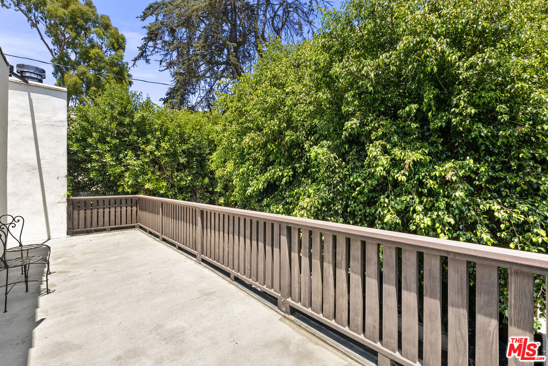 1711 N Curson Ave