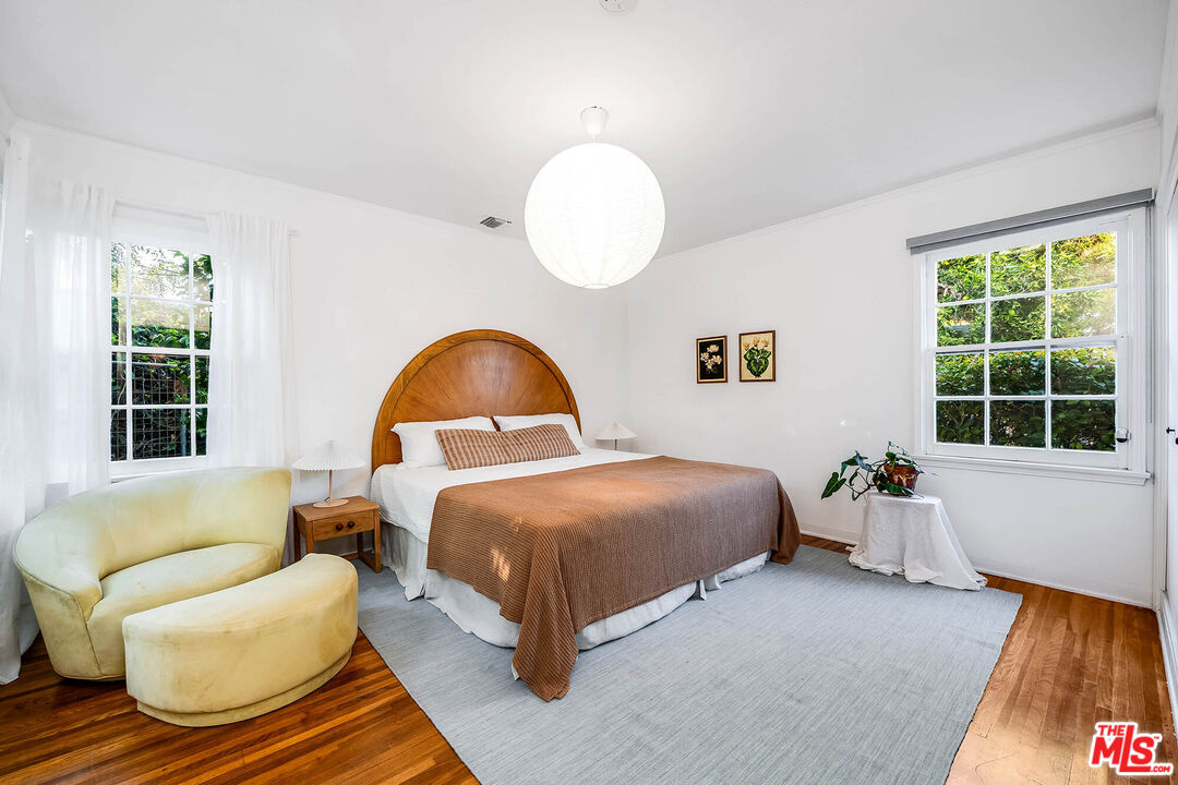 4740 Denny Ave, Toluca Lake