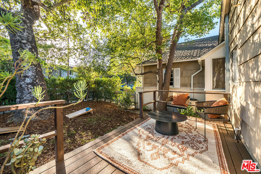 4740 Denny Ave, Toluca Lake