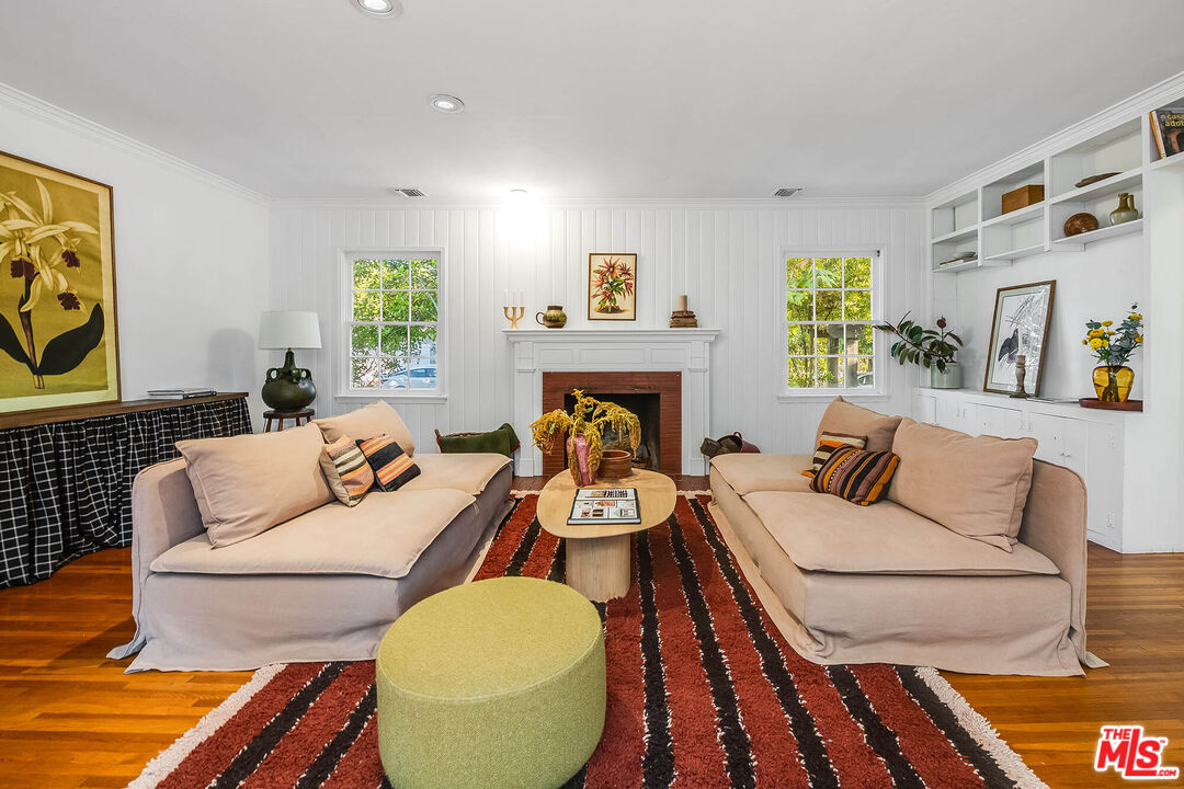 4740 Denny Ave, Toluca Lake