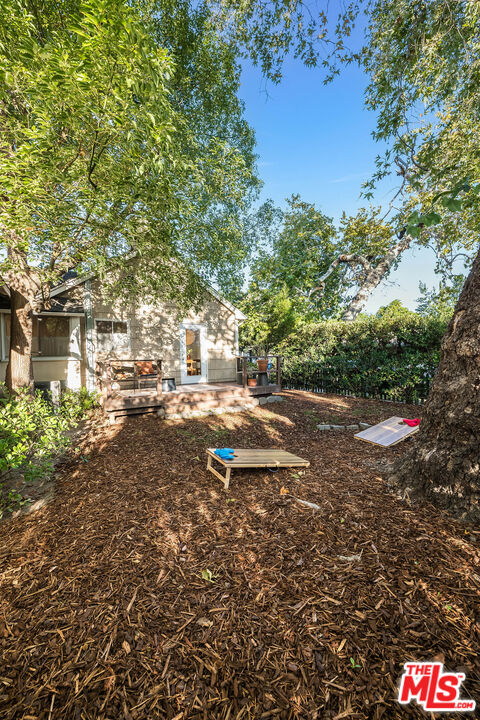 4740 Denny Ave, Toluca Lake