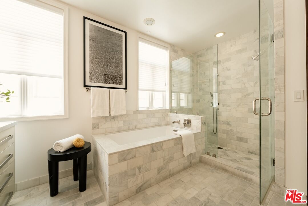447 N Doheny Dr Unit: 101, Beverly Hills