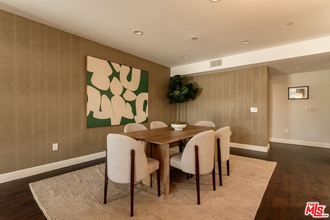 447 N Doheny Dr Unit: 101, Beverly Hills