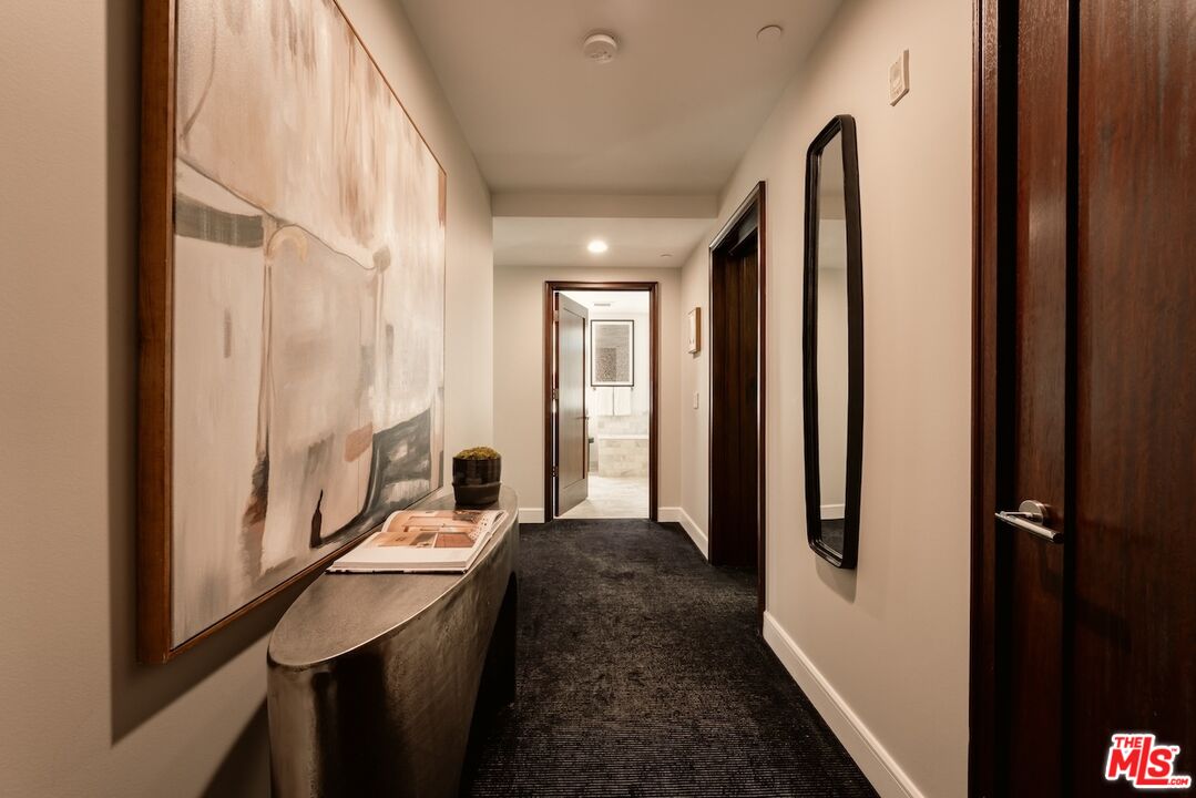447 N Doheny Dr Unit: 101, Beverly Hills