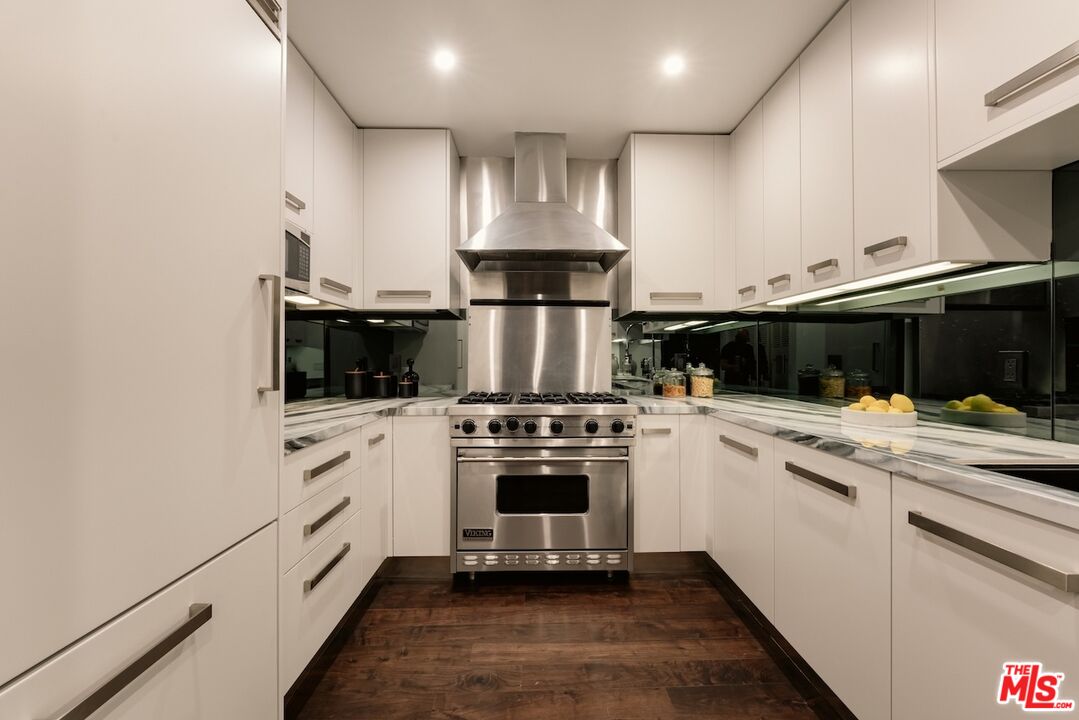 447 N Doheny Dr Unit: 101, Beverly Hills