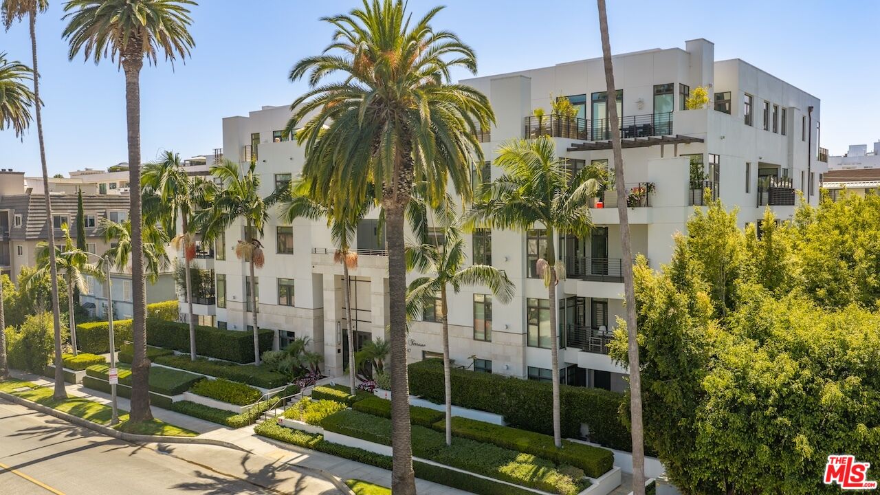 447 N Doheny Dr Unit: 101, Beverly Hills