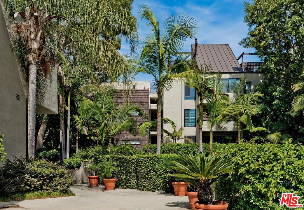 950 N Kings Rd Unit: 254, West Hollywood 