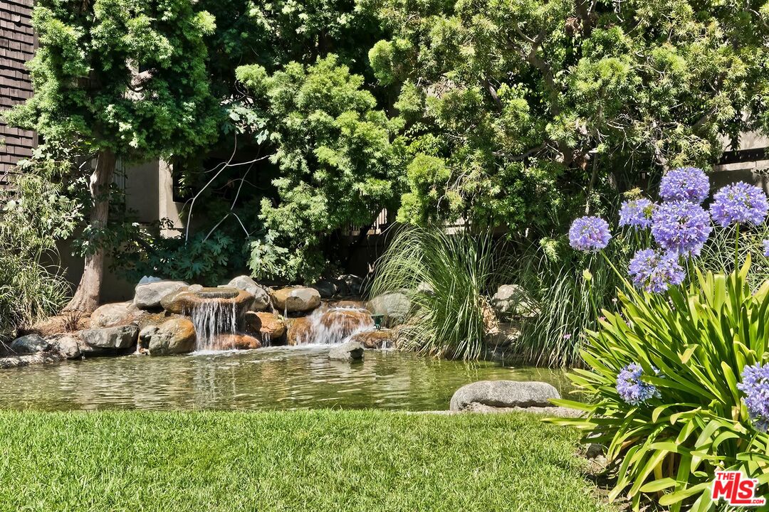 950 N Kings Rd Unit: 254, West Hollywood 