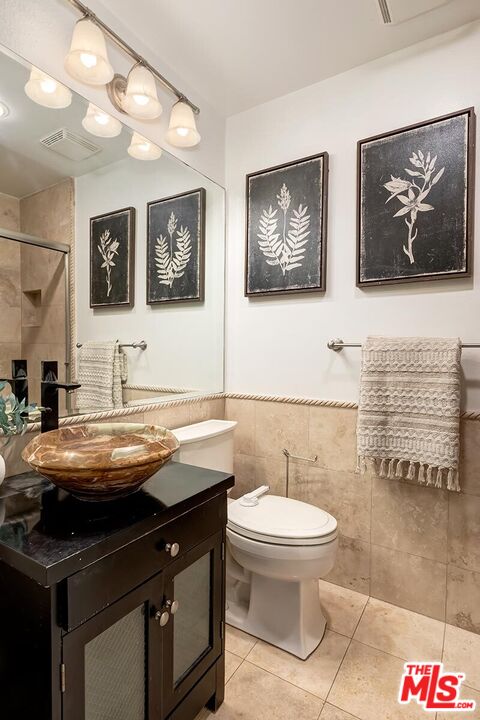 950 N Kings Rd Unit: 254, West Hollywood 