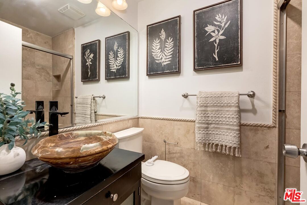 950 N Kings Rd Unit: 254, West Hollywood 