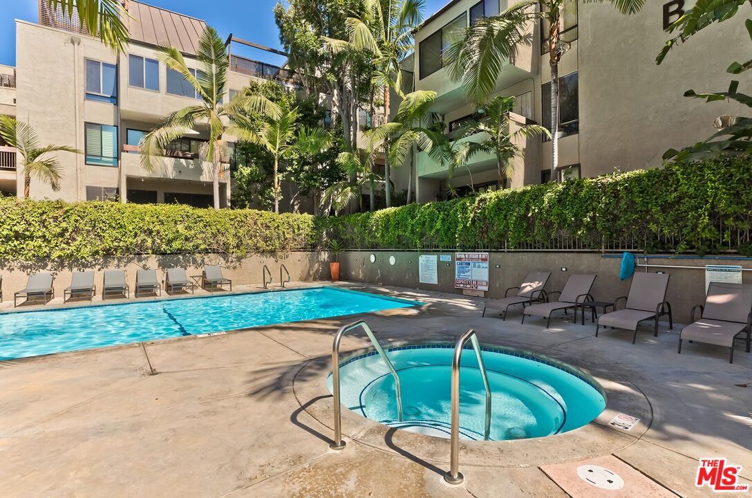 950 N Kings Rd Unit: 254, West Hollywood 