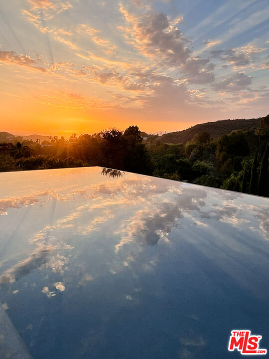 2750 Cardwell Pl, Hollywood Hills