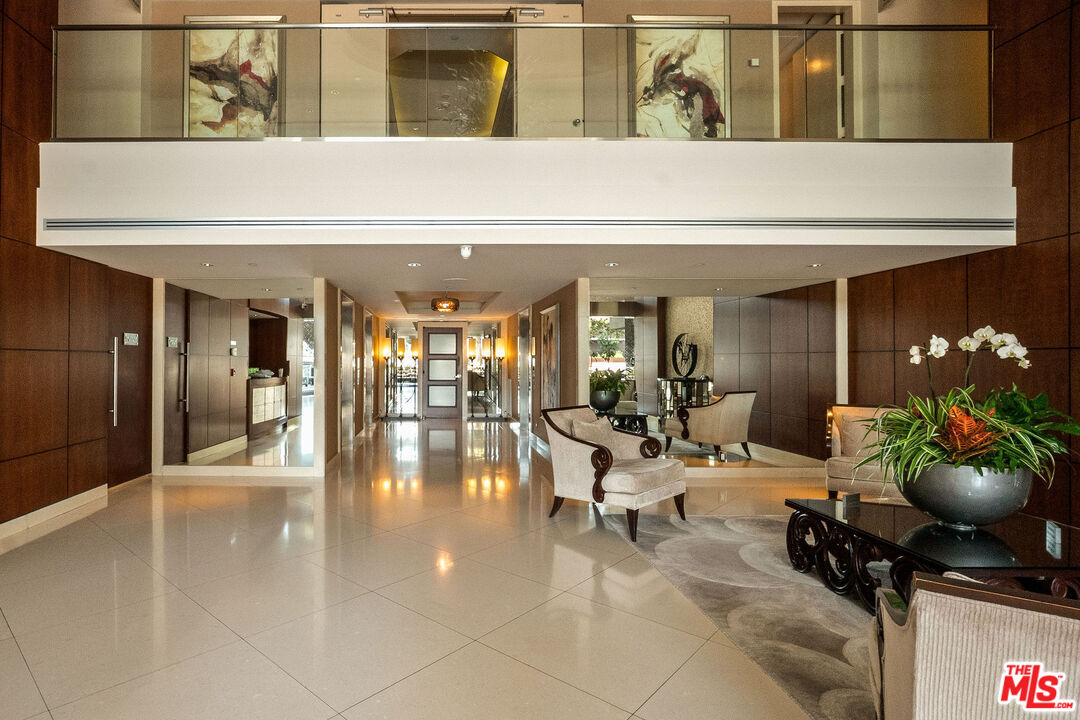 10551 Wilshire Blvd Unit: 403
