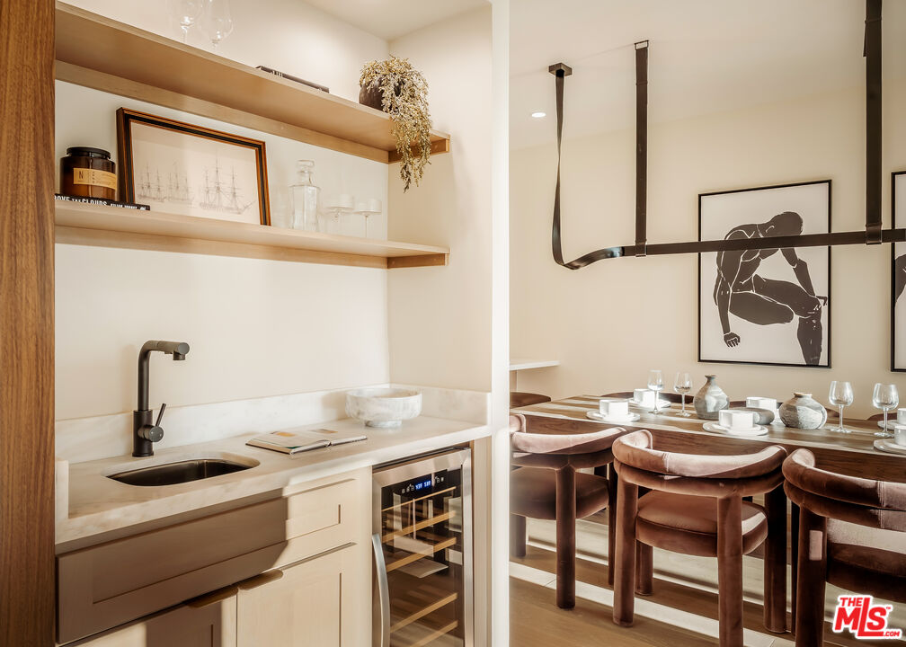10551 Wilshire Blvd Unit: 403