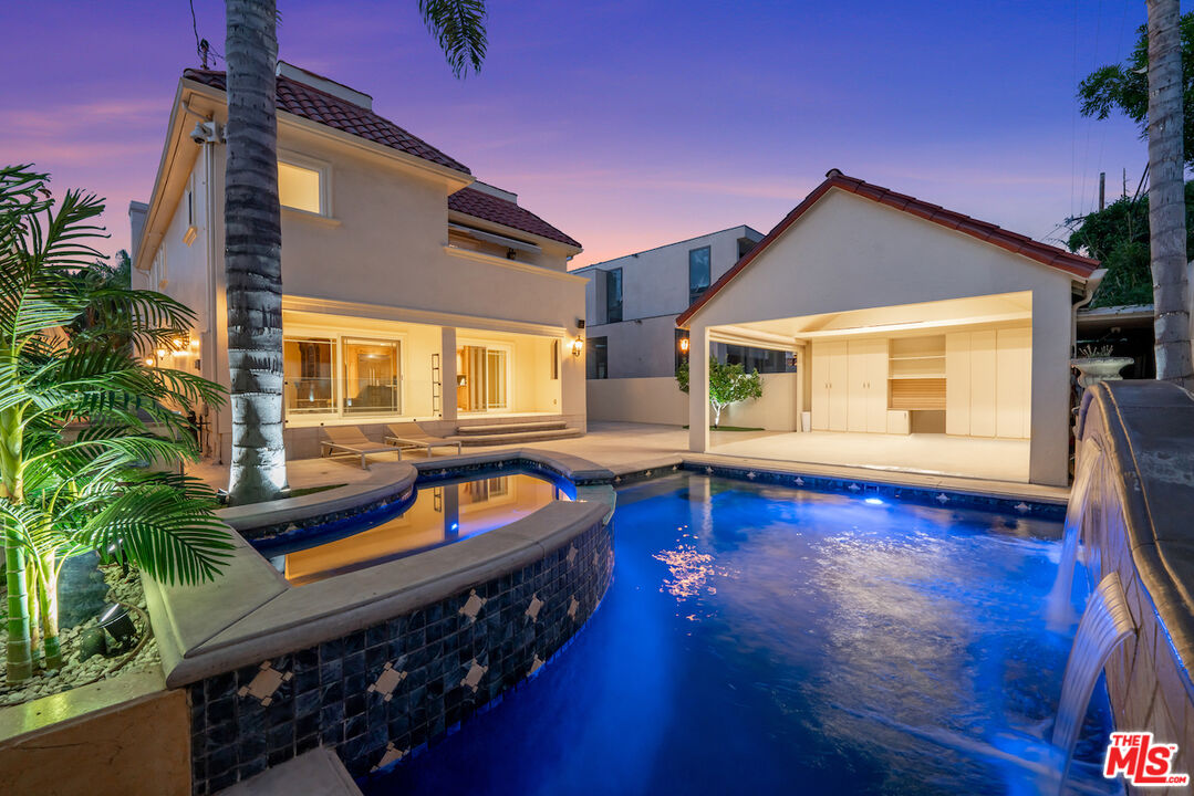 6138 Maryland Dr, Beverly Grove 