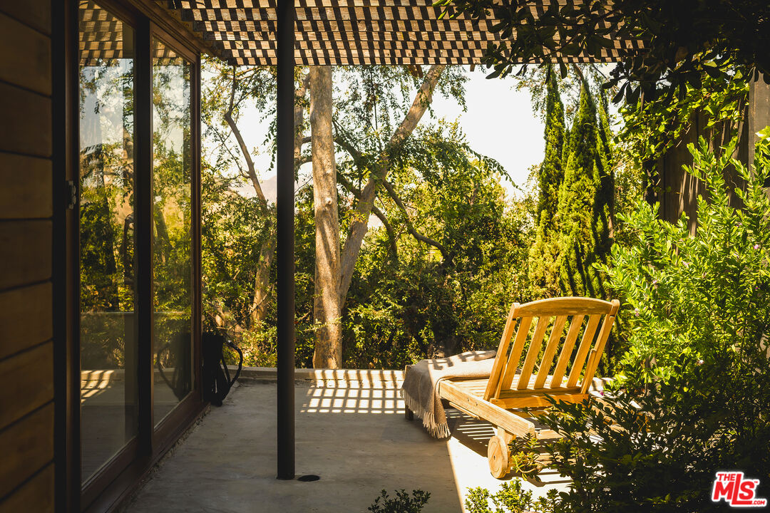 541 Suncourt Ter, Glendale 