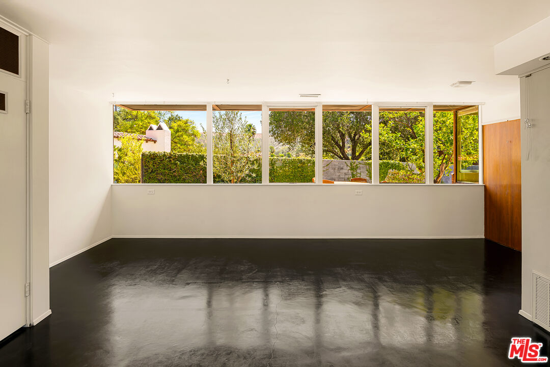 541 Suncourt Ter, Glendale 