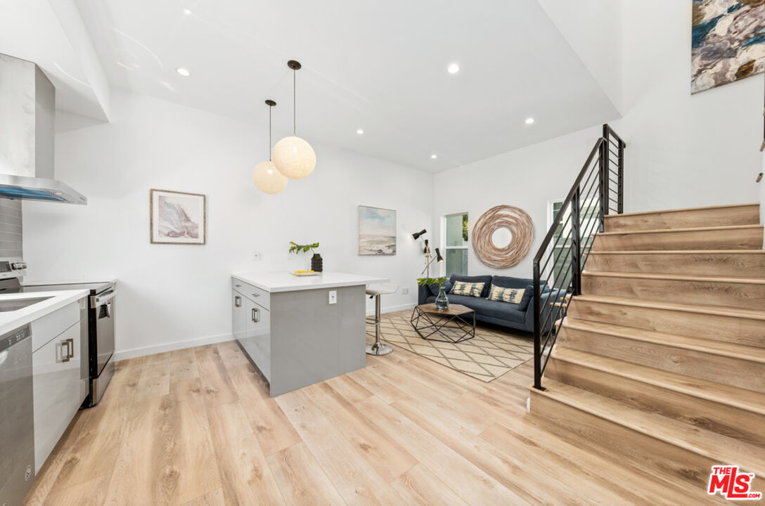 2957 Midvale Ave, West LA