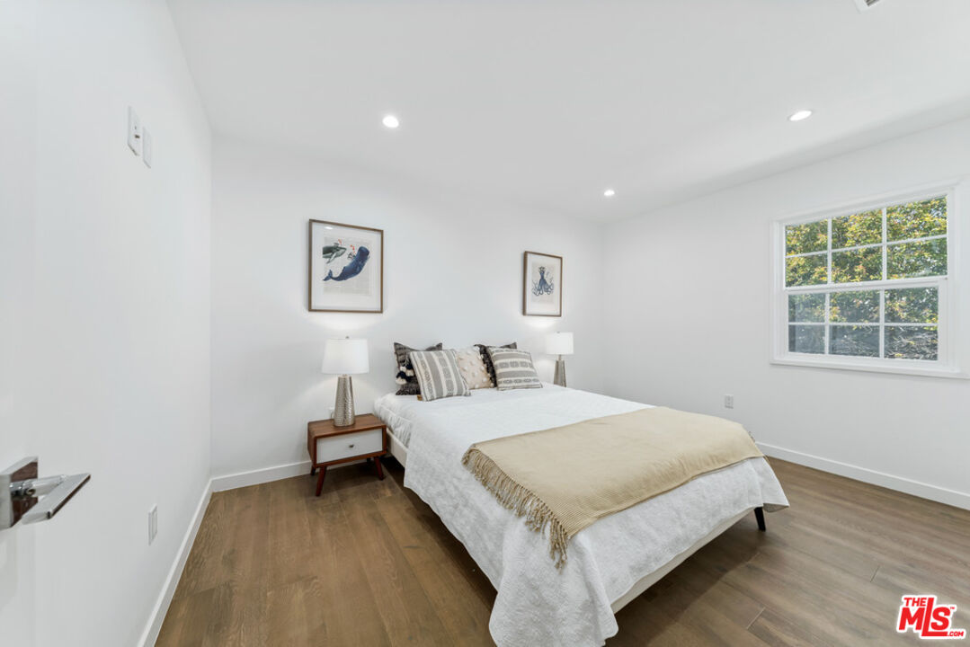 2957 Midvale Ave, West LA