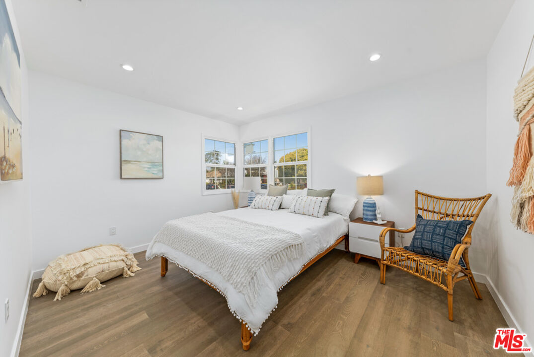 2957 Midvale Ave, West LA