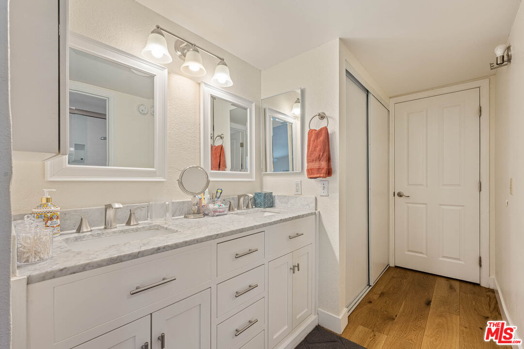 1515 S Beverly Dr Unit: 201, Beverlywood 