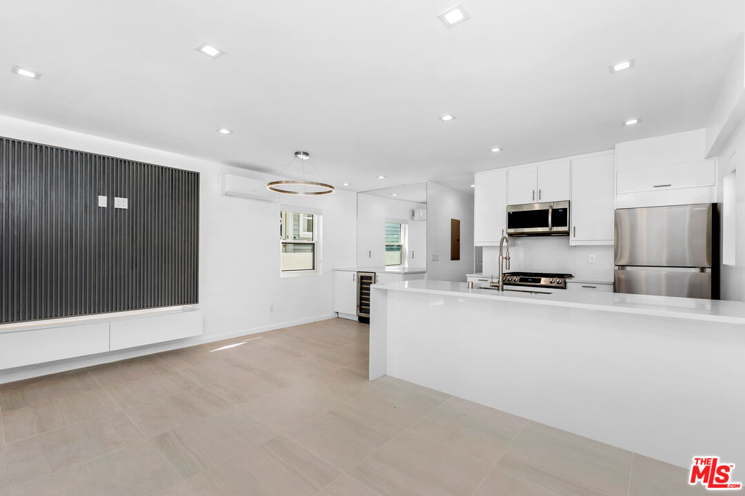 424 Carroll Canal, Venice 