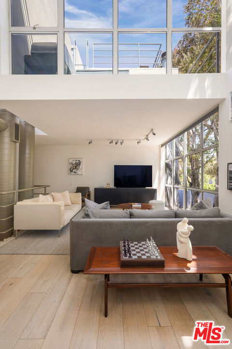 2433 28th St Unit: B, Santa Monica 
