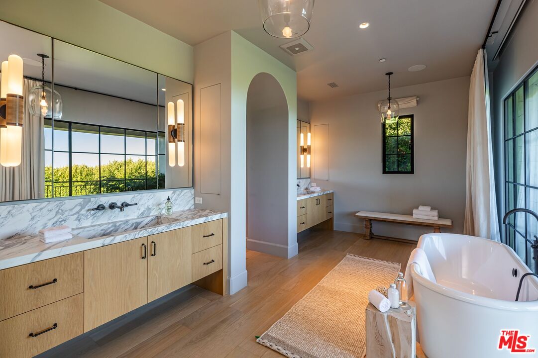 1362 Bella Oceana Vis, Pacific Palisades 