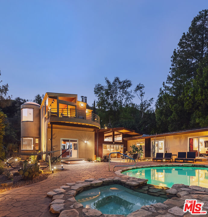 13044 Sky Valley Rd