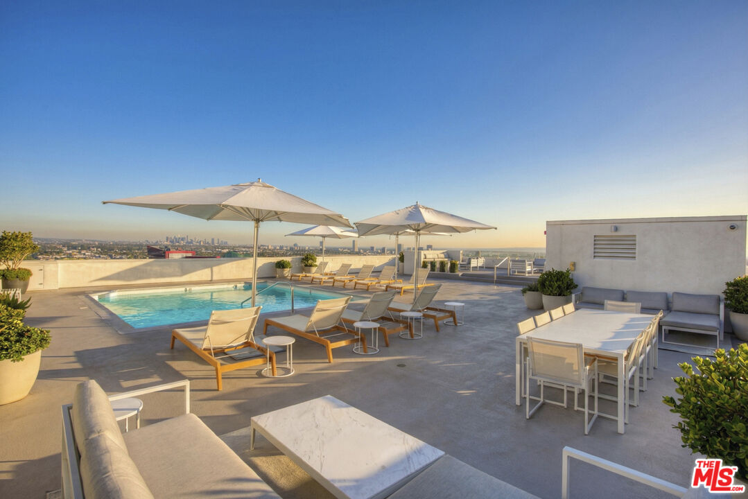 838 N Doheny Dr Unit: 1001, West Hollywood 