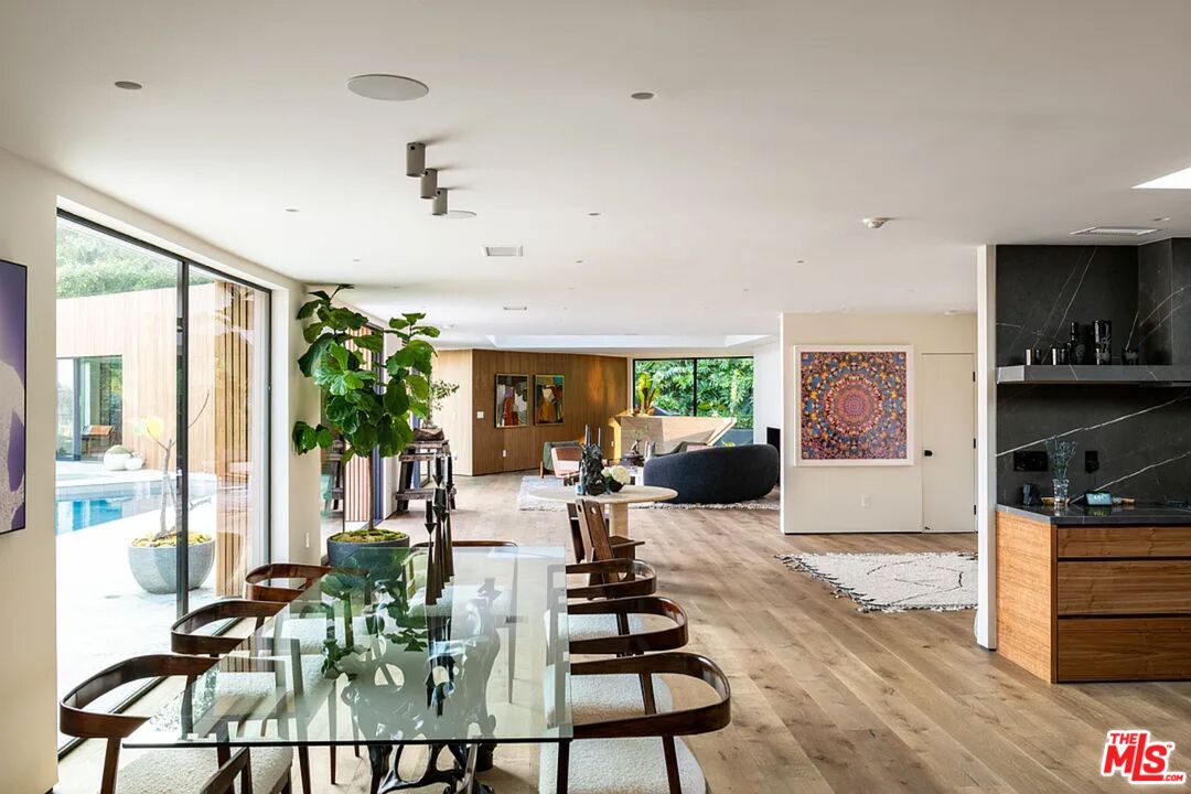 1883 Rising Glen Rd, Sunset Strip