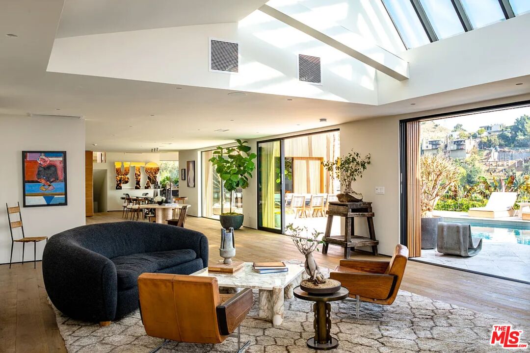 1883 Rising Glen Rd, Sunset Strip