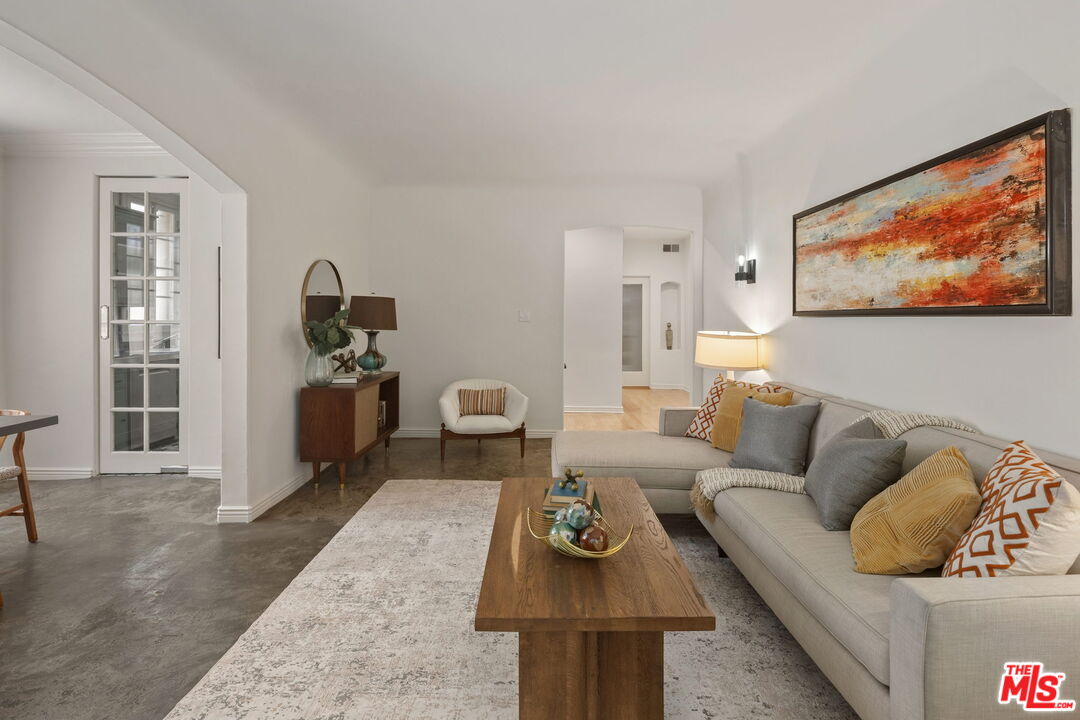 1345 N Hayworth Ave Unit: 2, West Hollywood 