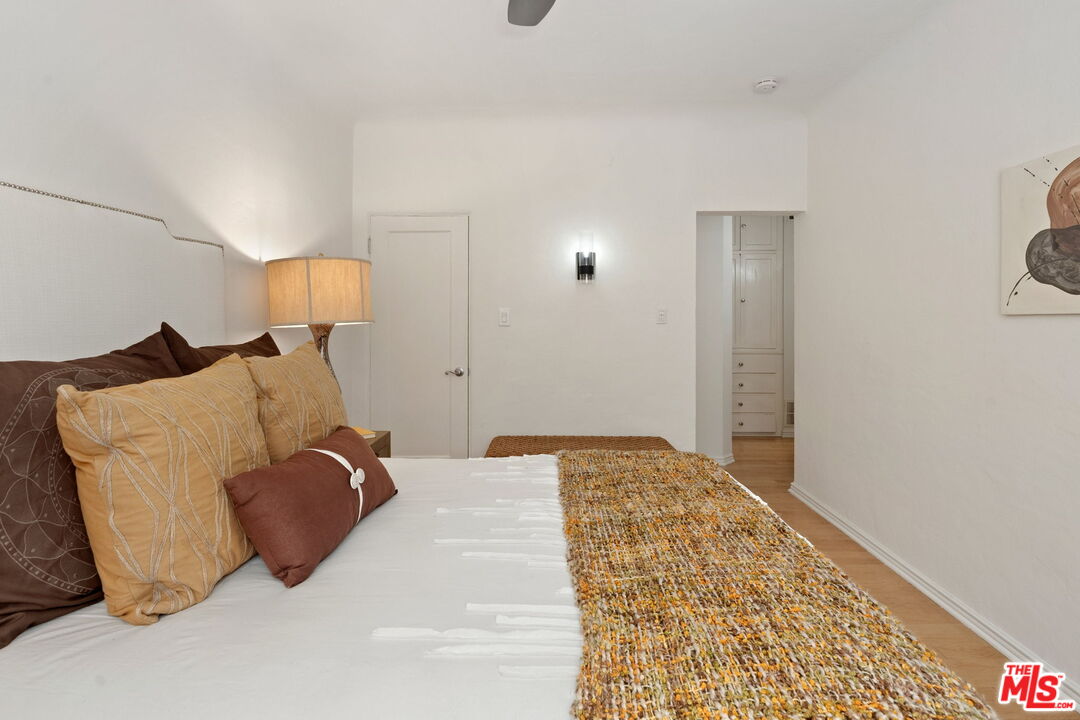 1345 N Hayworth Ave Unit: 2, West Hollywood 