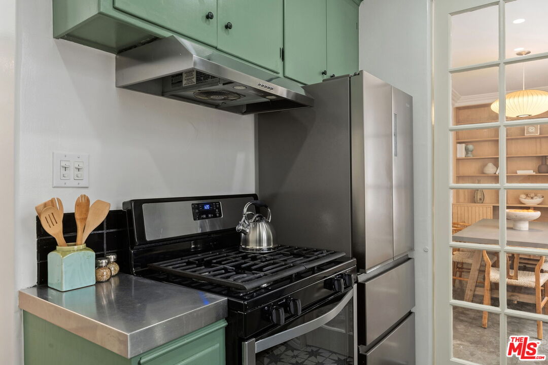 1345 N Hayworth Ave Unit: 2, West Hollywood 