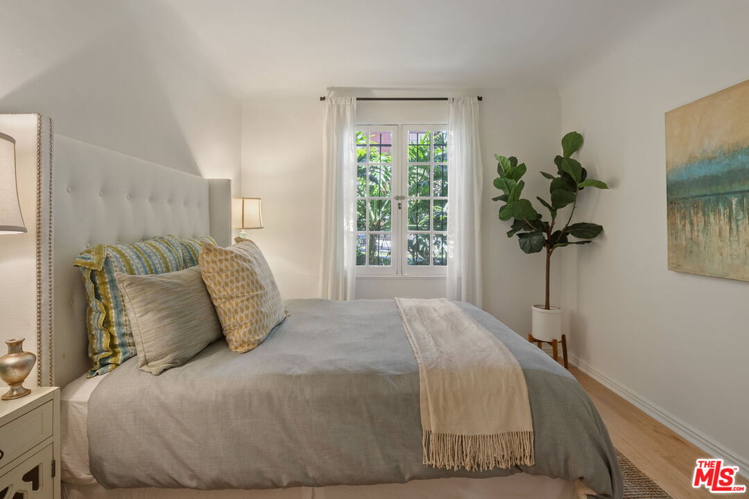 1345 N Hayworth Ave Unit: 2, West Hollywood 