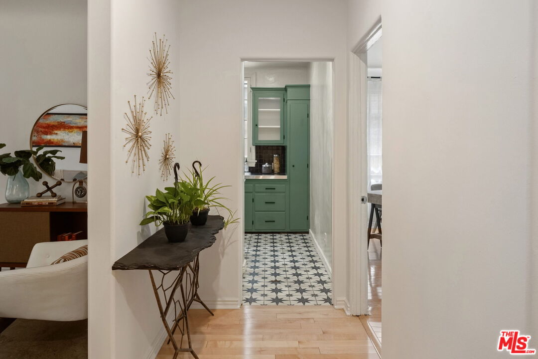 1345 N Hayworth Ave Unit: 2, West Hollywood 