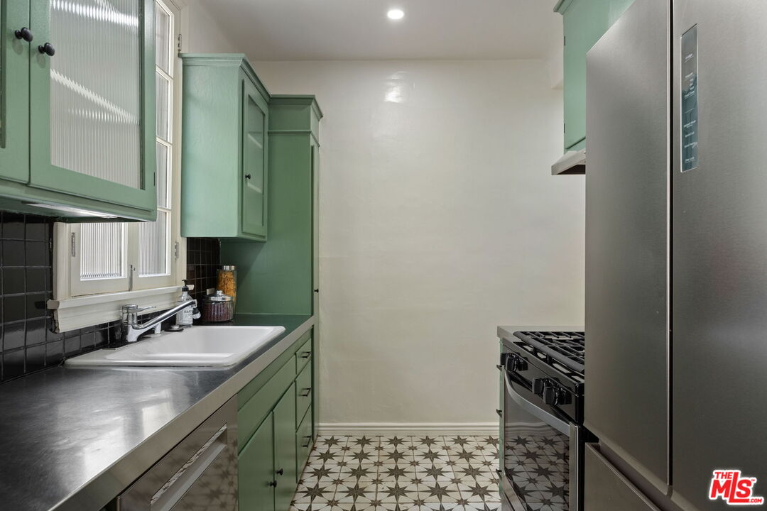 1345 N Hayworth Ave Unit: 2, West Hollywood 