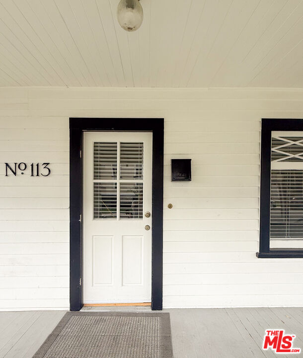 113 N Ivy Ave, Monrovia 