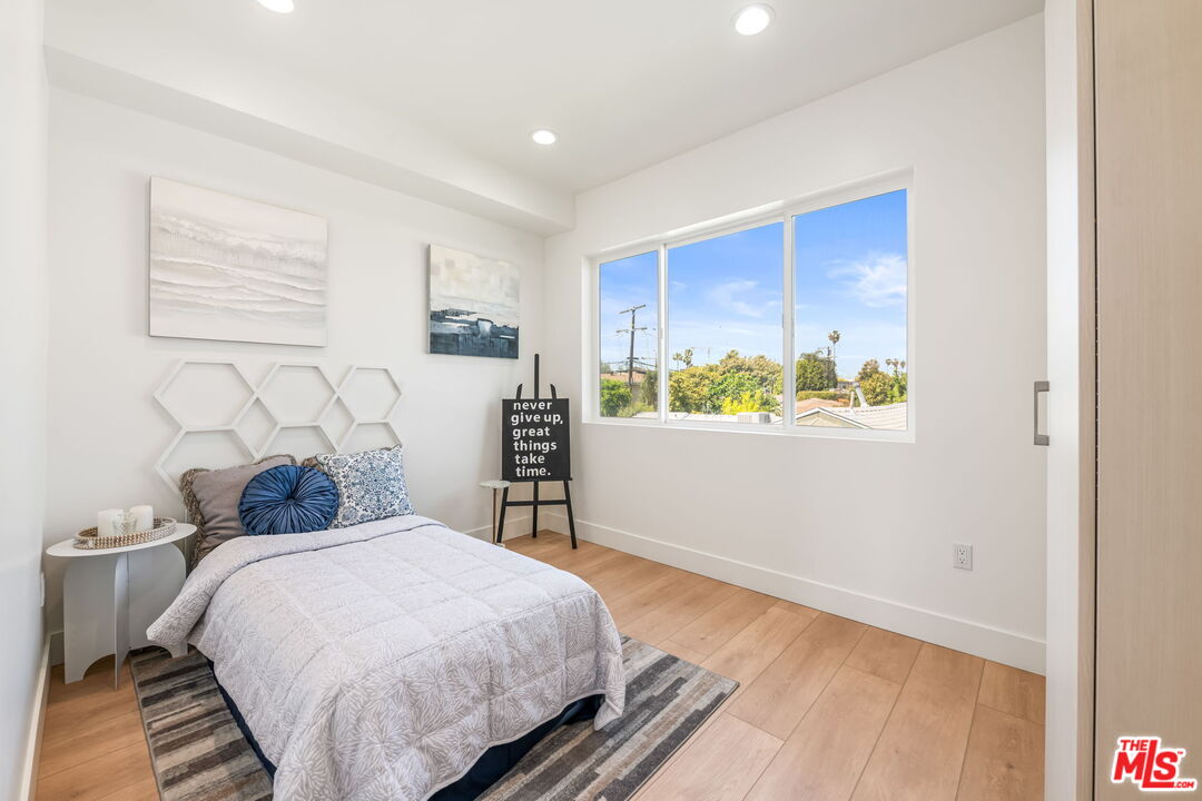 3643 Helms Ave, Culver City