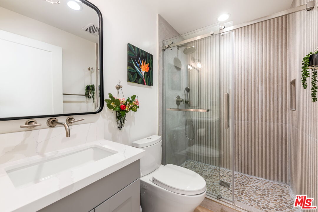 3643 Helms Ave, Culver City