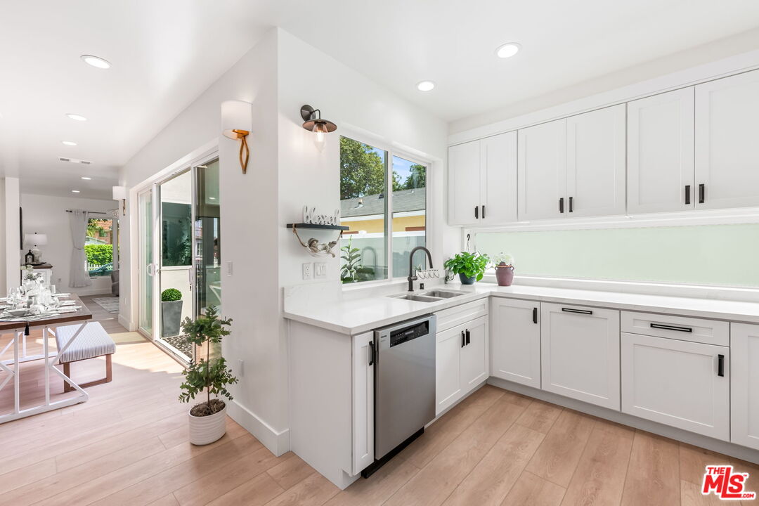 3643 Helms Ave, Culver City
