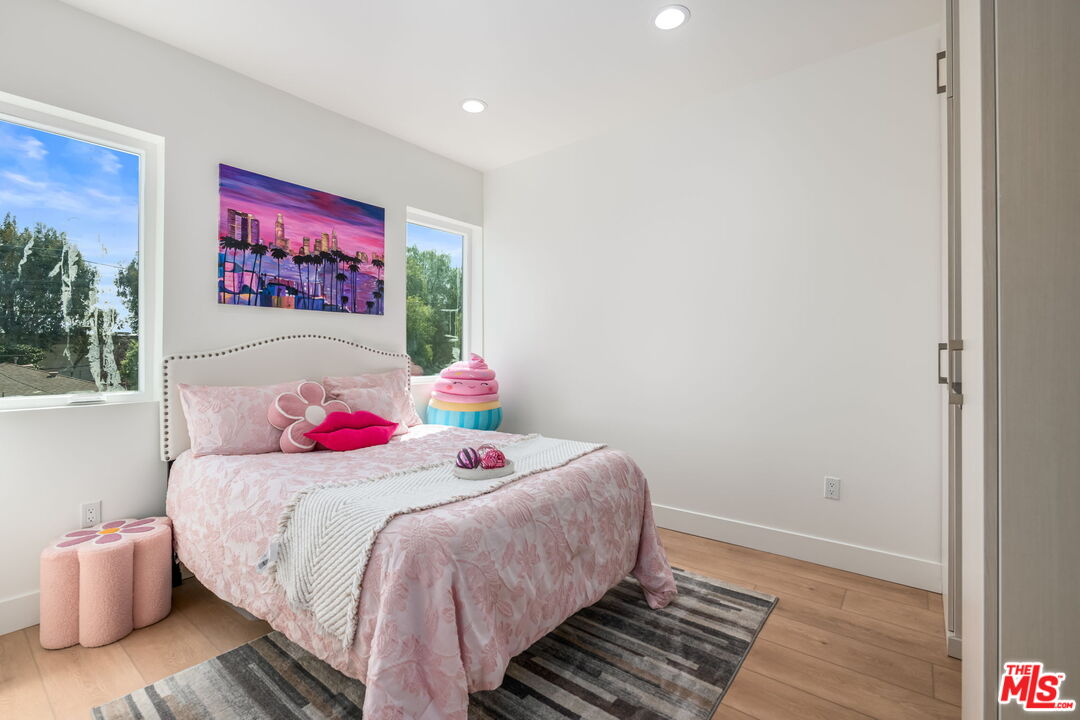 3643 Helms Ave, Culver City
