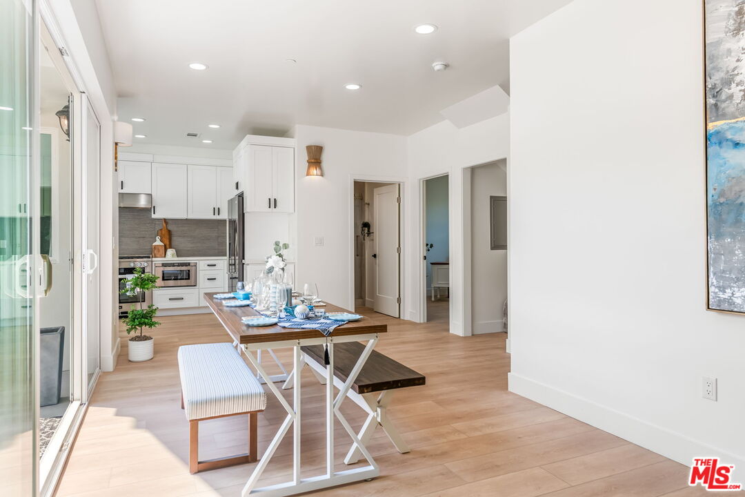 3643 Helms Ave, Culver City